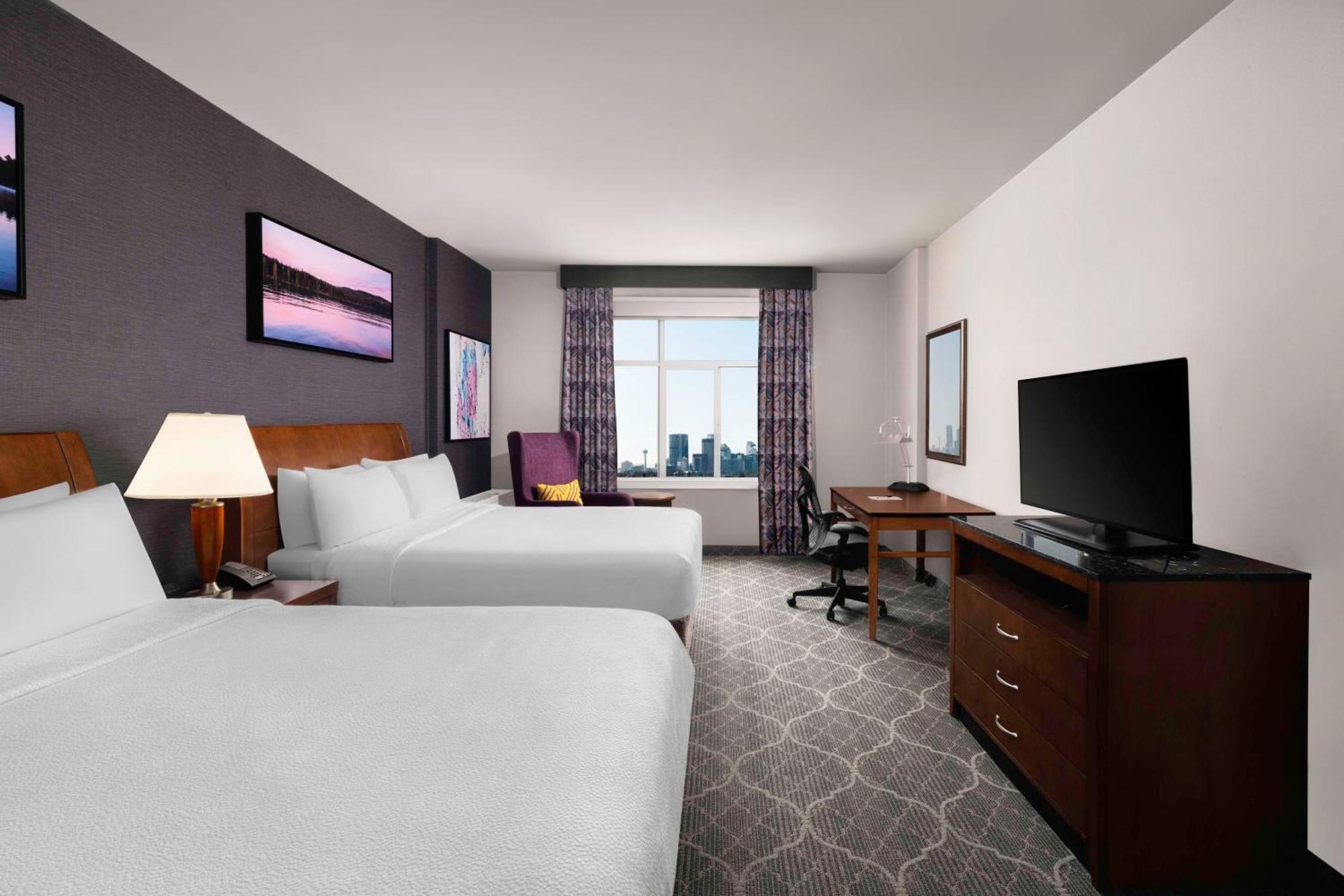 Hilton Garden Inn Calgary Airport Bagian luar foto